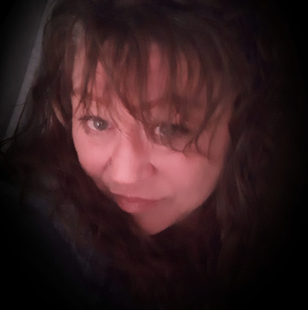 Meet your Posher, Suzette